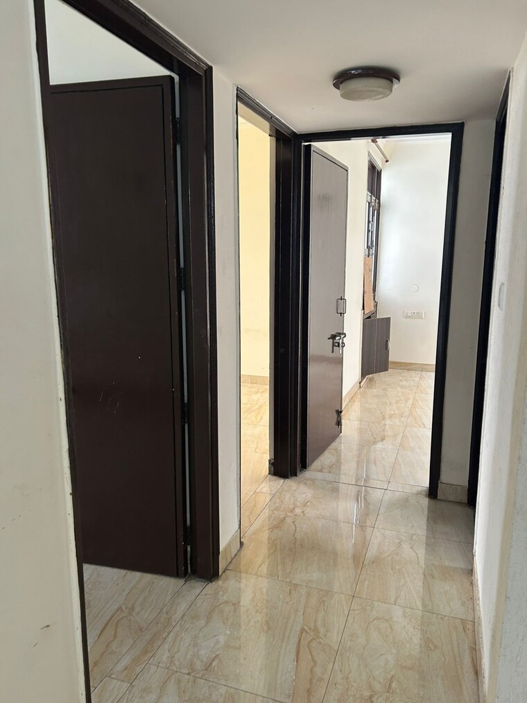 Other, south delhi 3 Bedroom 1400 Sq.Ft. Apartment In South Delhi Delhi 9193311
