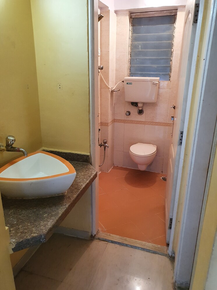 Bathroom, charkop gaon 1 Bedroom 580 Sq.Ft. Apartment In Charkop Gaon Mumbai 9193328