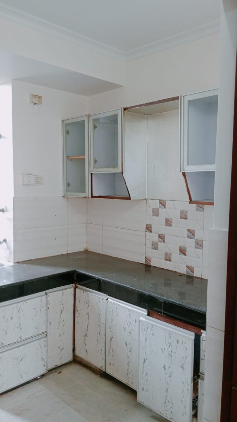 Kitchen, palam 3 Bedroom 1500 Sq.Ft. Apartment In Palam Delhi 9193335