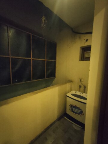 Furnished Amenities in 3 BHK Apartment at Sunshine Enclave, Vip Road – for Rent