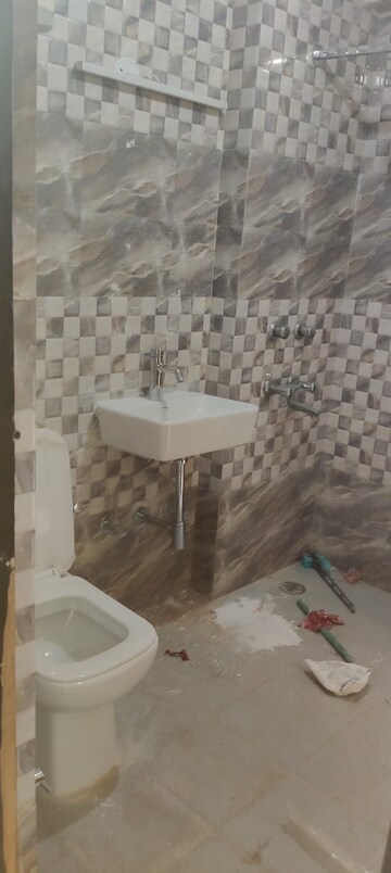 Bathroom in 3 BHK Apartment at Sector 4 Dwarka – for Rent