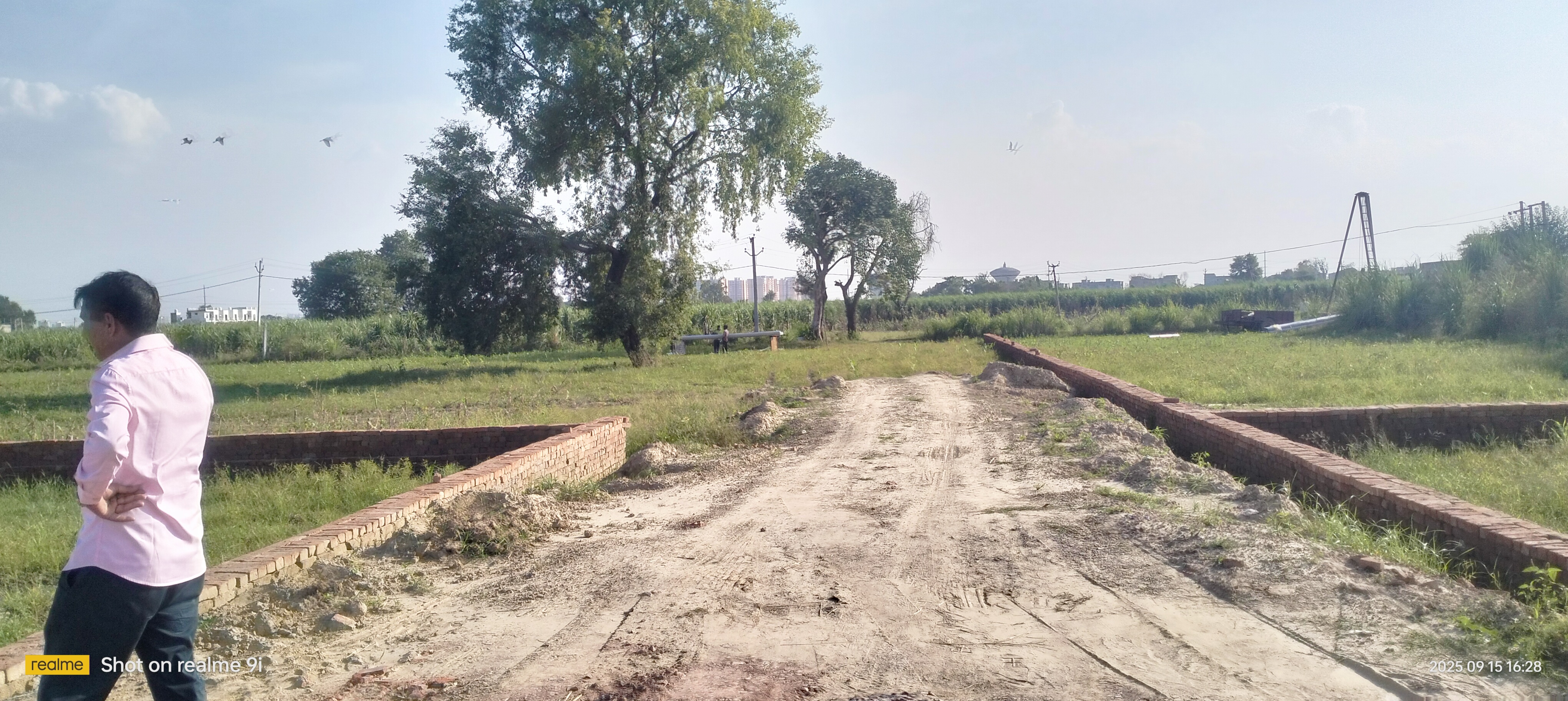 Plot For Sale in Rose N City 3