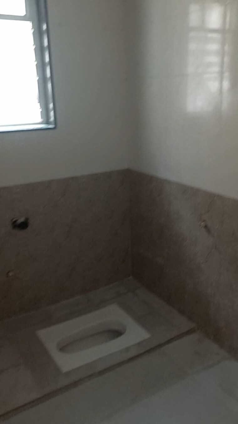 Bathroom, karve nagar 2 Bedroom 1050 Sq.Ft. Apartment In Karve Nagar Pune 9193586