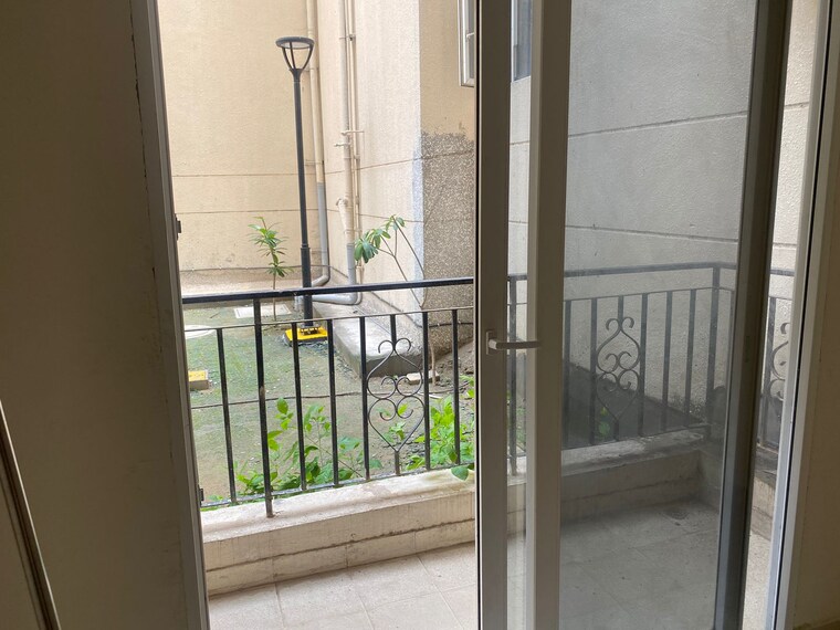 Balcony, signature-the-serenas 2 Bedroom 583 Sq.Ft. Apartment In Sohna Sector 36 Gurgaon 9193665