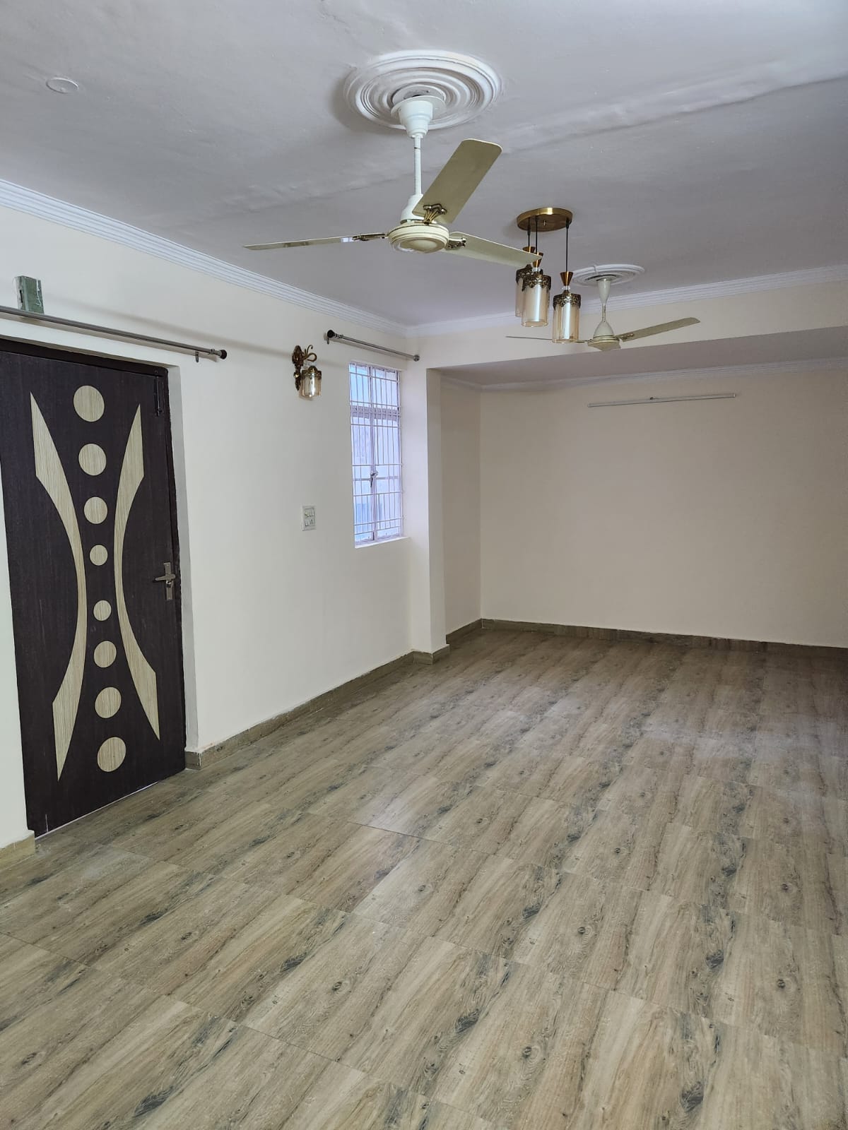 2 BHK + Extra Room Apartment For Rent in Sarvhit  Apartment Sector