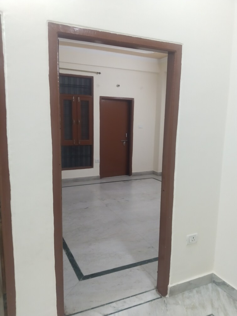 Cover Image, gomti nagar 2.5 Bedroom 1600 Sq.Ft. Builder Floor In Gomti Nagar Lucknow 9193722