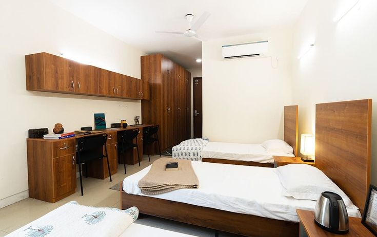 Pg For Rent in Vikas 