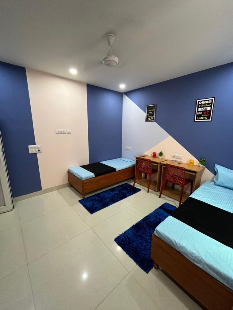 Bedroom, karol bagh Pg For Girls In Karol Bagh 9193717