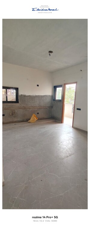 Room in 4 BHK Apartment at Hafeezpet – for Sale