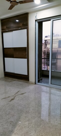 3.5 BHK Apartment For Sale in RWA BA Block Ashok Vihar