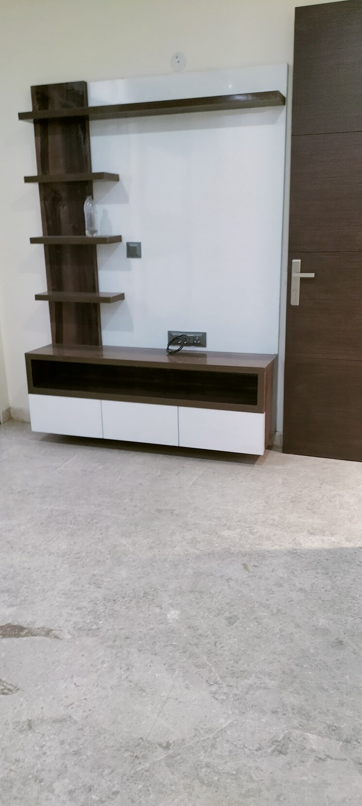 undefined, rwa-ba-block-ashok-vihar 3.5 Bedroom 1800 Sq.Ft. Apartment In Ashok Vihar Delhi 9193749