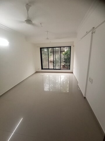 Room in 2 BHK Apartment at Asmi Vintage, Goregaon West – for Rent