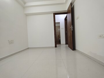 Room in 2 BHK Apartment at Vishesh Balaji Symphony, New Panvel – for Sale
