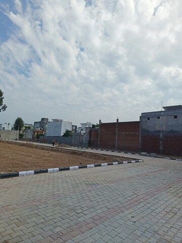  Plot For Sale in Central Derabassi