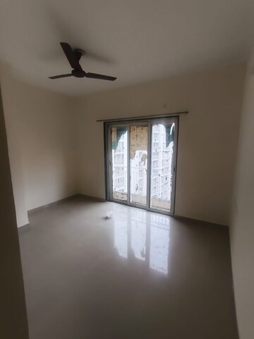 Room in 2 BHK Apartment at Indiabulls One Indiabulls Park, New Panvel – for Rent