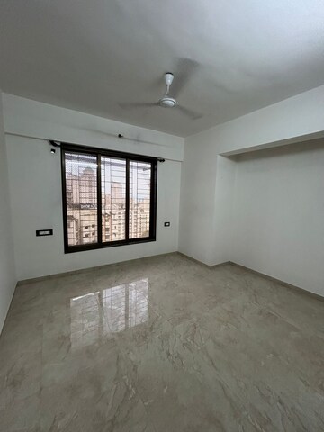 3 BHK Apartment For Rent in DB Parkwoods, Kasarvadavali