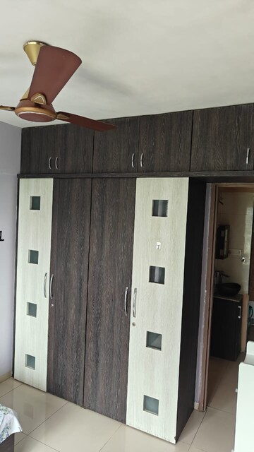 Furnished Amenities in 2 BHK Apartment at Karan Sara, Baner – for Rent