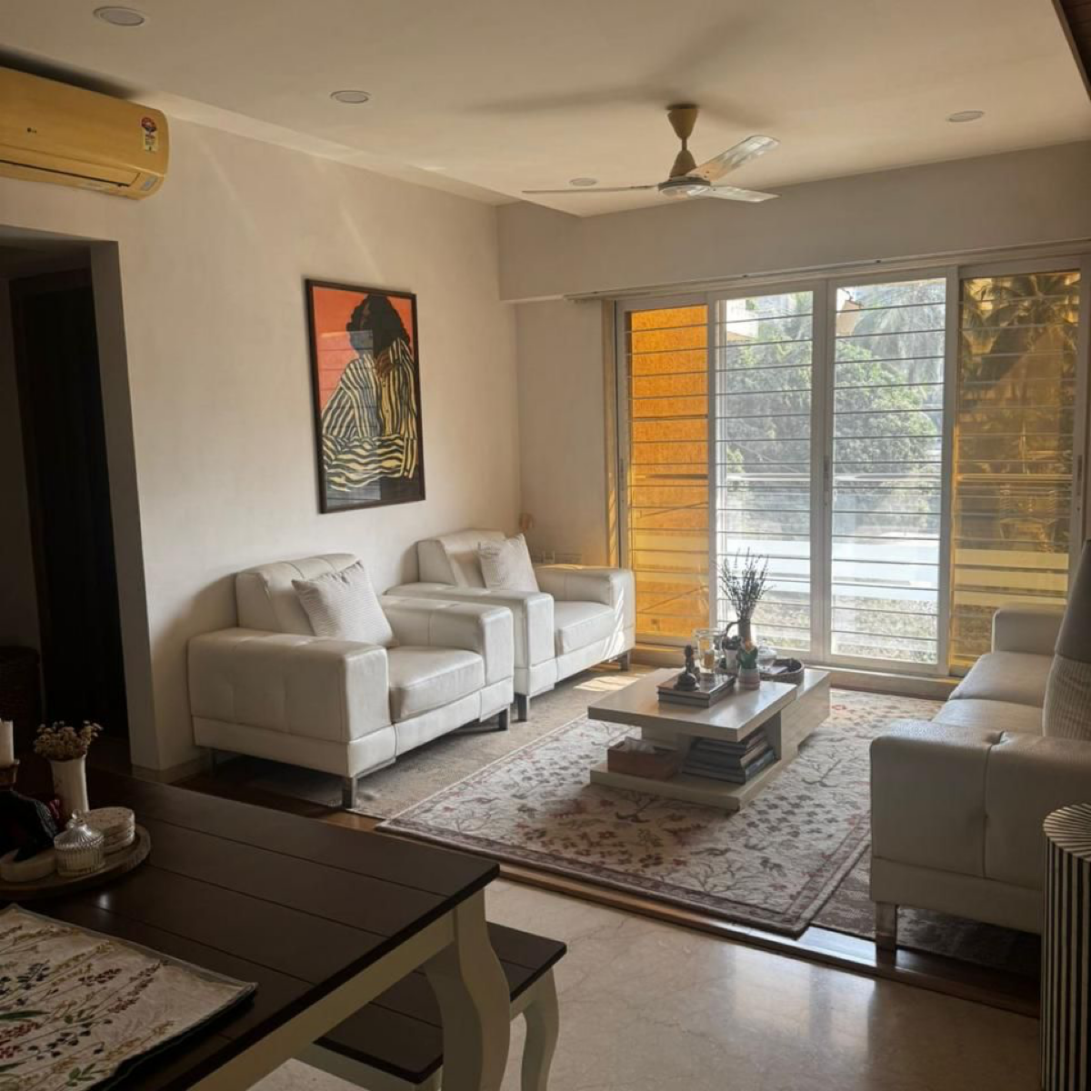 2 BHK Apartment For Sale in Chhaya Building Khar West