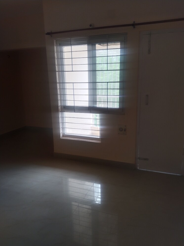 Room, gomti nagar 2 Bedroom 1200 Sq.Ft. Apartment In Gomti Nagar Lucknow 9193815