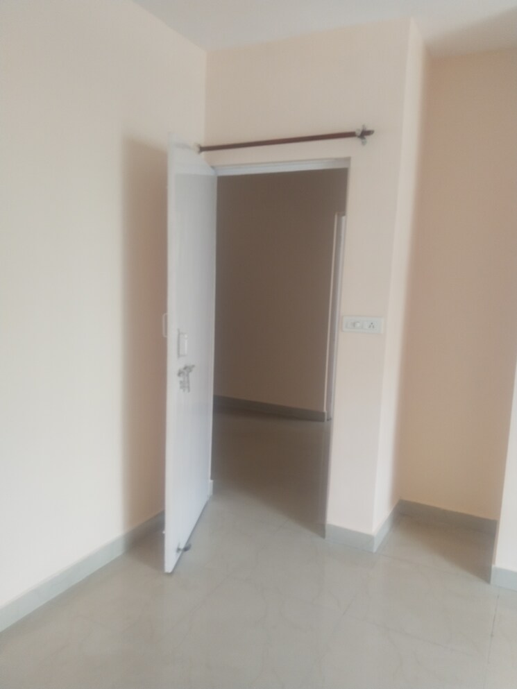 Room, gomti nagar 2 Bedroom 1200 Sq.Ft. Apartment In Gomti Nagar Lucknow 9193815