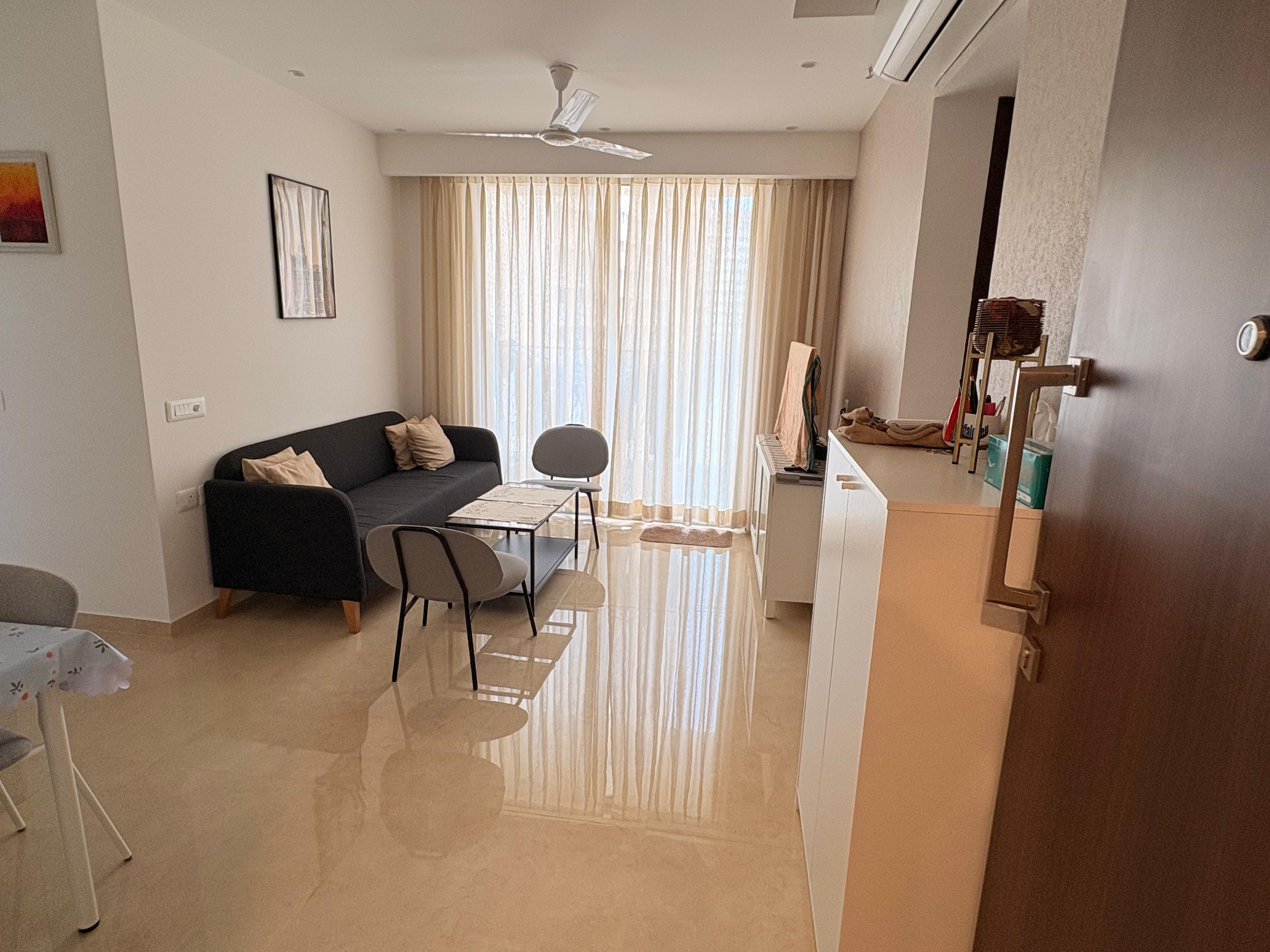 2 BHK + Extra Room Apartment For Rent in Hiranandani Highland