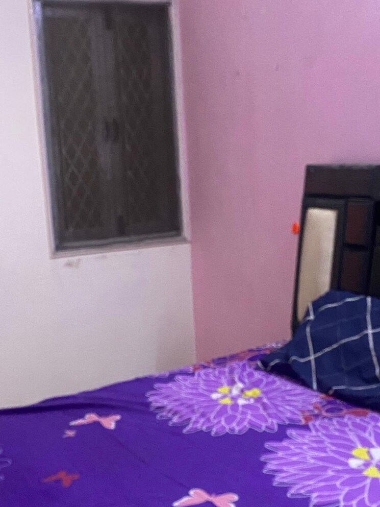 Bedroom, mayur vihar 1.5 Bedroom 450 Sq.Ft. Builder Floor In Mayur Vihar Delhi 9193899