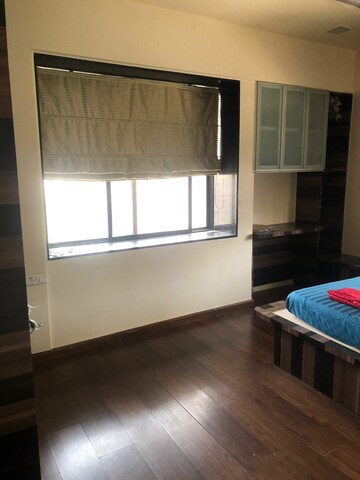 Room in 2.5 BHK Apartment at Eisha Loreals, Kondhwa – for Rent