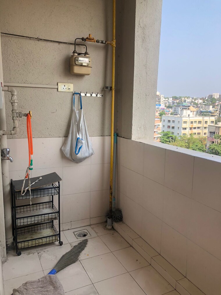 Bathroom, eisha-loreals 2.5 Bedroom 1350 Sq.Ft. Apartment In Kondhwa Pune 9193916