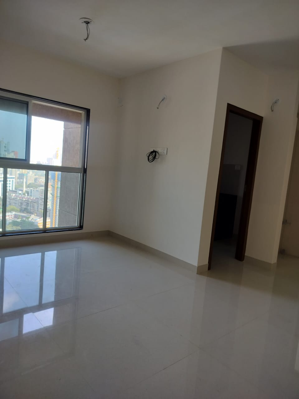 2 BHK Apartment For Rent in Tata Housing Tower Bdd ch