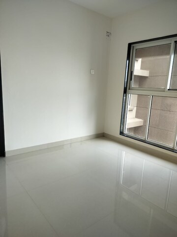 Room in 2 BHK Apartment at Worli – for Rent