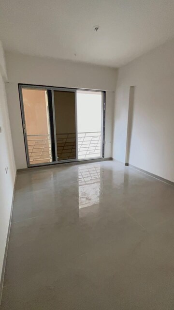 Bedroom in 2.5 BHK Apartment at Goregaon West – for Rent