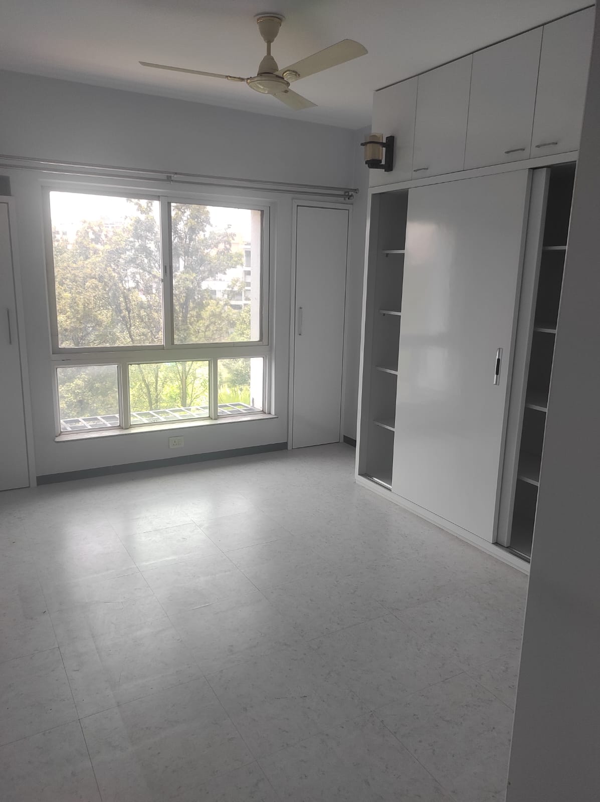 3 BHK 1620 Sq.Ft. Apartment in Clover Village