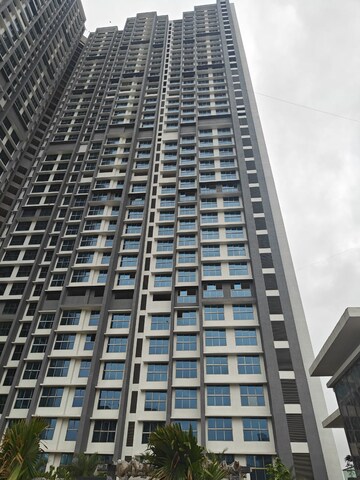 2 BHK Apartment – Exterior View View at Raj Infinia, Malad West - for Rent