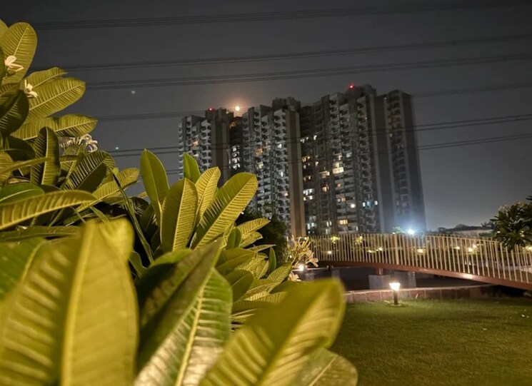 Garden, pareena-coban-residences 4 Bedroom 2352 Sq.Ft. Apartment In Sector 99a Gurgaon 9193995
