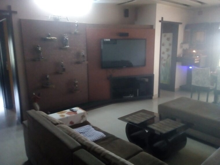 Living Room, happy-valley 4 Bedroom 1650 Sq.Ft. Apartment In Manpada Thane 9194015