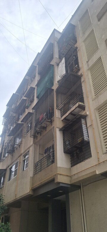 1 BHK Apartment For Rent in Kopar Khairane