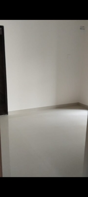 Room in 2 BHK Apartment at Worli – for Rent