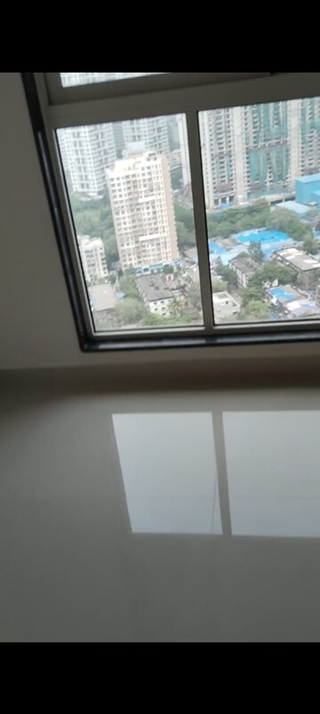 Room in 2 BHK Apartment at Worli – for Rent