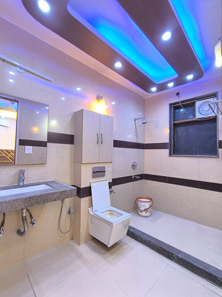 Bathroom, ansal-sushant-apartments 1 Bedroom 225 Sq.Yd. Builder Floor In Sushant Lok I Gurgaon 9194035
