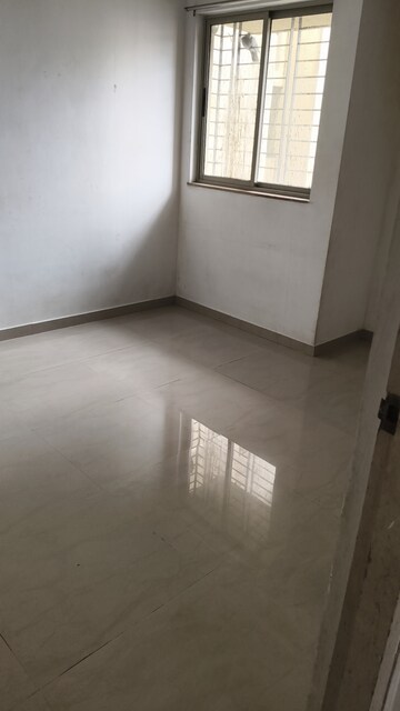 Room in 1.5 BHK Apartment at Lodha Casa Rio, Dombivli East – for Rent