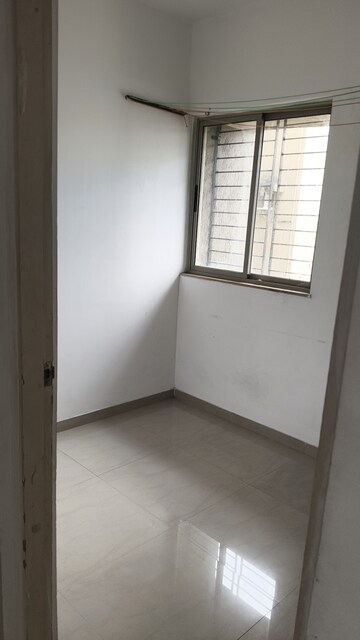 Room in 1.5 BHK Apartment at Lodha Casa Rio, Dombivli East – for Rent