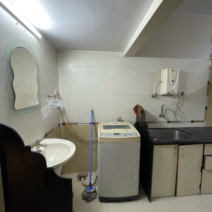 Team Area, goregaon east 2 Bedroom 640 Sq.Ft. Apartment In Goregaon East Mumbai 9194366