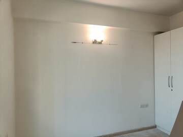  3 BHK Apartment at Shapoorji Pallonji Joyville Phase 2, Sector 102 – for Rent