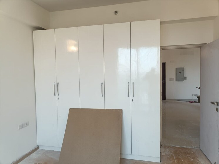 Room, shapoorji-pallonji-joyville-phase-2 3 Bedroom 1852 Sq.Ft. Apartment In Sector 102 Gurgaon 9194336