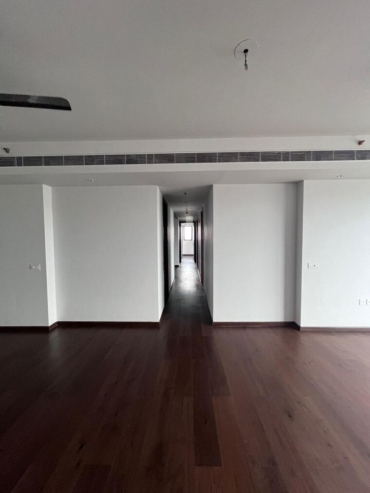 Room, godrej-meridien 3 Bedroom 2002 Sq.Ft. Apartment In Sector 106 Gurgaon 9194359