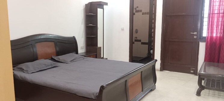 Bedroom, greater kailash i 3 Bedroom 250 Sq.Yd. Builder Floor In Greater Kailash I Delhi 9194365