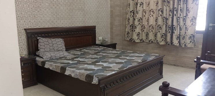 Bedroom, greater kailash i 3 Bedroom 250 Sq.Yd. Builder Floor In Greater Kailash I Delhi 9194365
