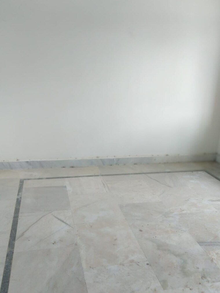 Room, alwal 5 Bedroom 3000 Sq.Ft. Independent House In Alwal Hyderabad 9194293