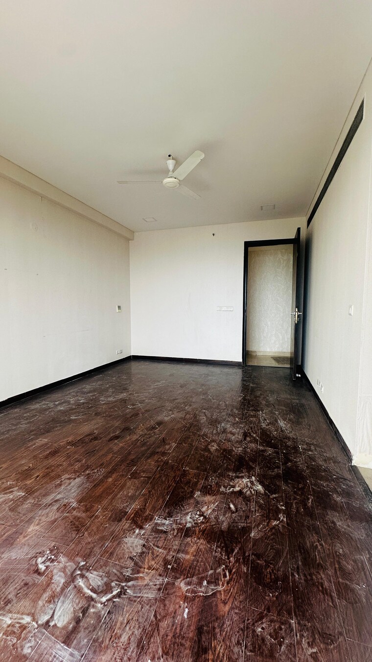 Room, priyadarshini vihar 2 Bedroom 135 Sq.Yd. Builder Floor In Priyadarshini Vihar Delhi 9194419