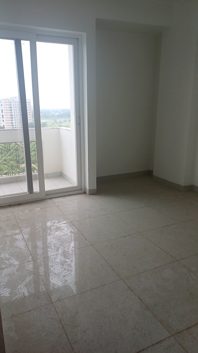 Room, surat-residency 3 Bedroom 1545 Sq.Ft. Apartment In Vrinda Van Colony Lucknow 9194434